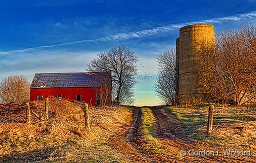 Farm Lane At Sunrise_08660.jpg - Photographed near Chantry, Ontario, Canada.